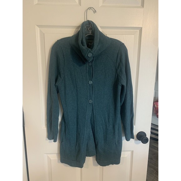 Woolrich Green Cardigan Sweater Womens Petite Medium Unique 3 Button Closure. - Picture 3 of 13